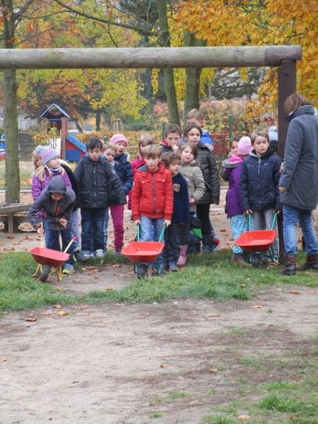 Bild Herbstfest mit lustigen Spielen