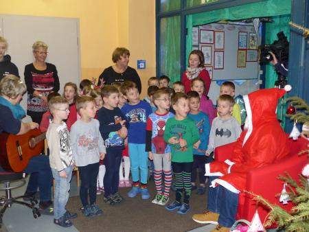 Bild 2 Der Weihnachtsmann ist da...